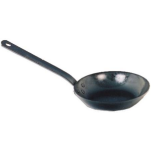 GLOBAL 180MM OMELETTE PAN BLACK IRON